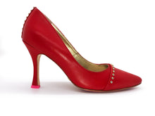 Karen Pump in Red