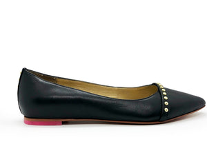 Karen Flat in Black